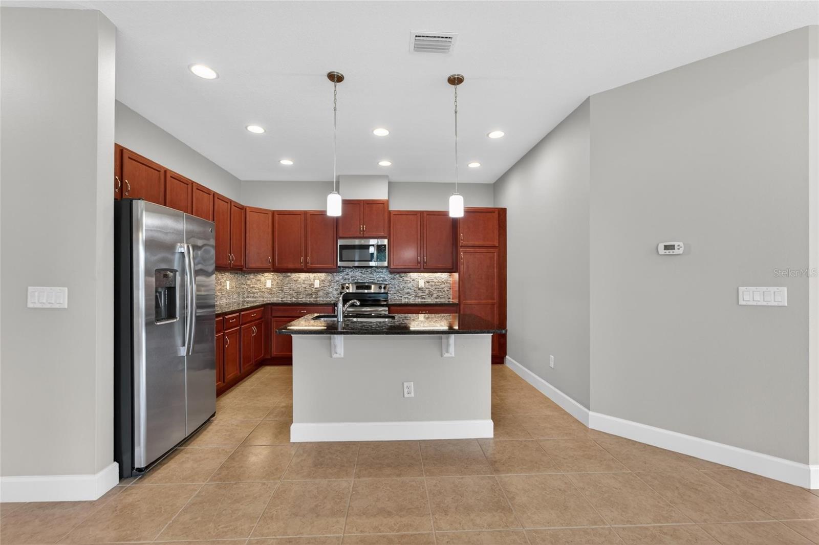 642 CHIPPER DR, SUN CITY CENTER, FL — photo 16