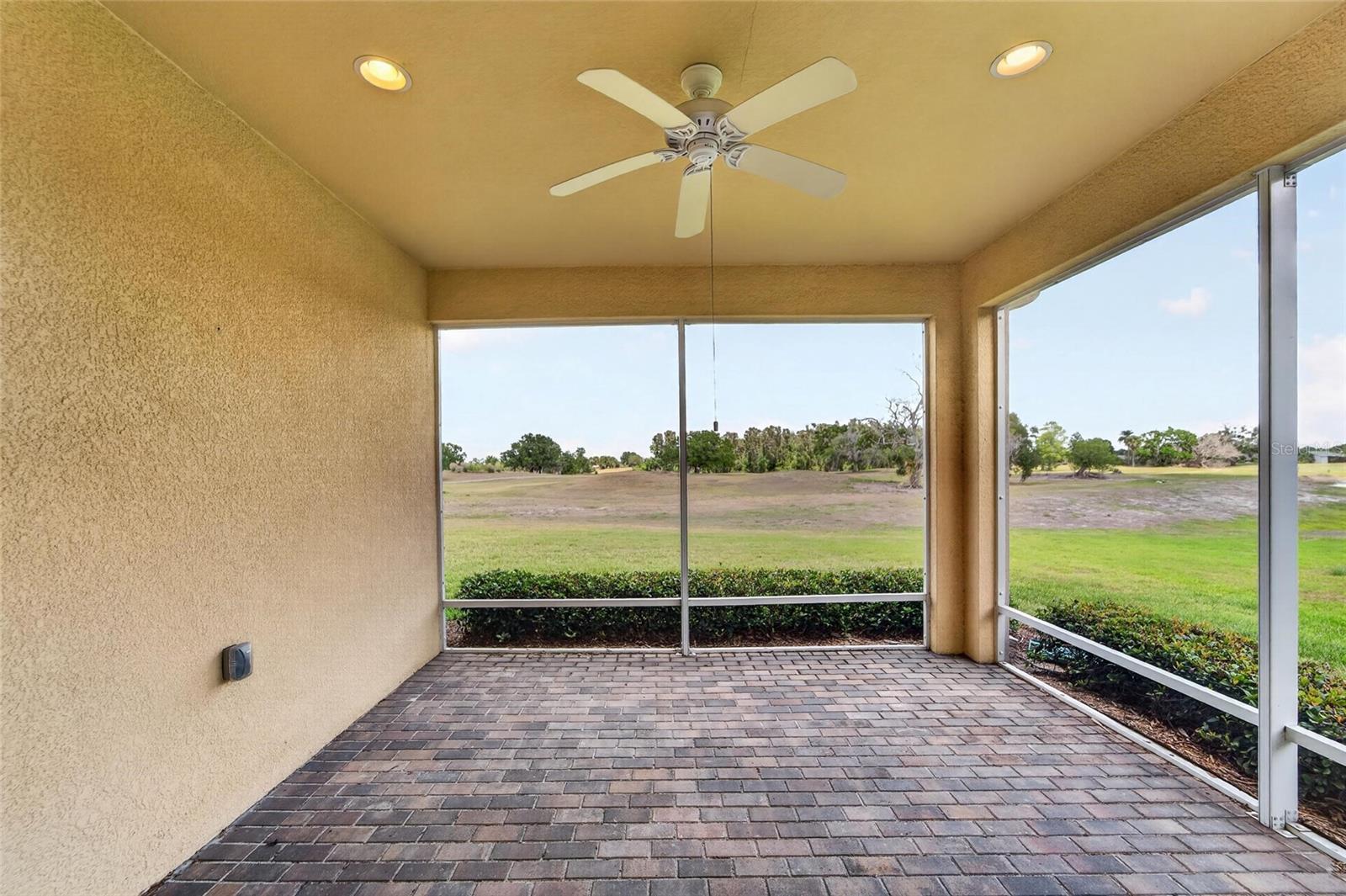 642 CHIPPER DR, SUN CITY CENTER, FL — photo 25
