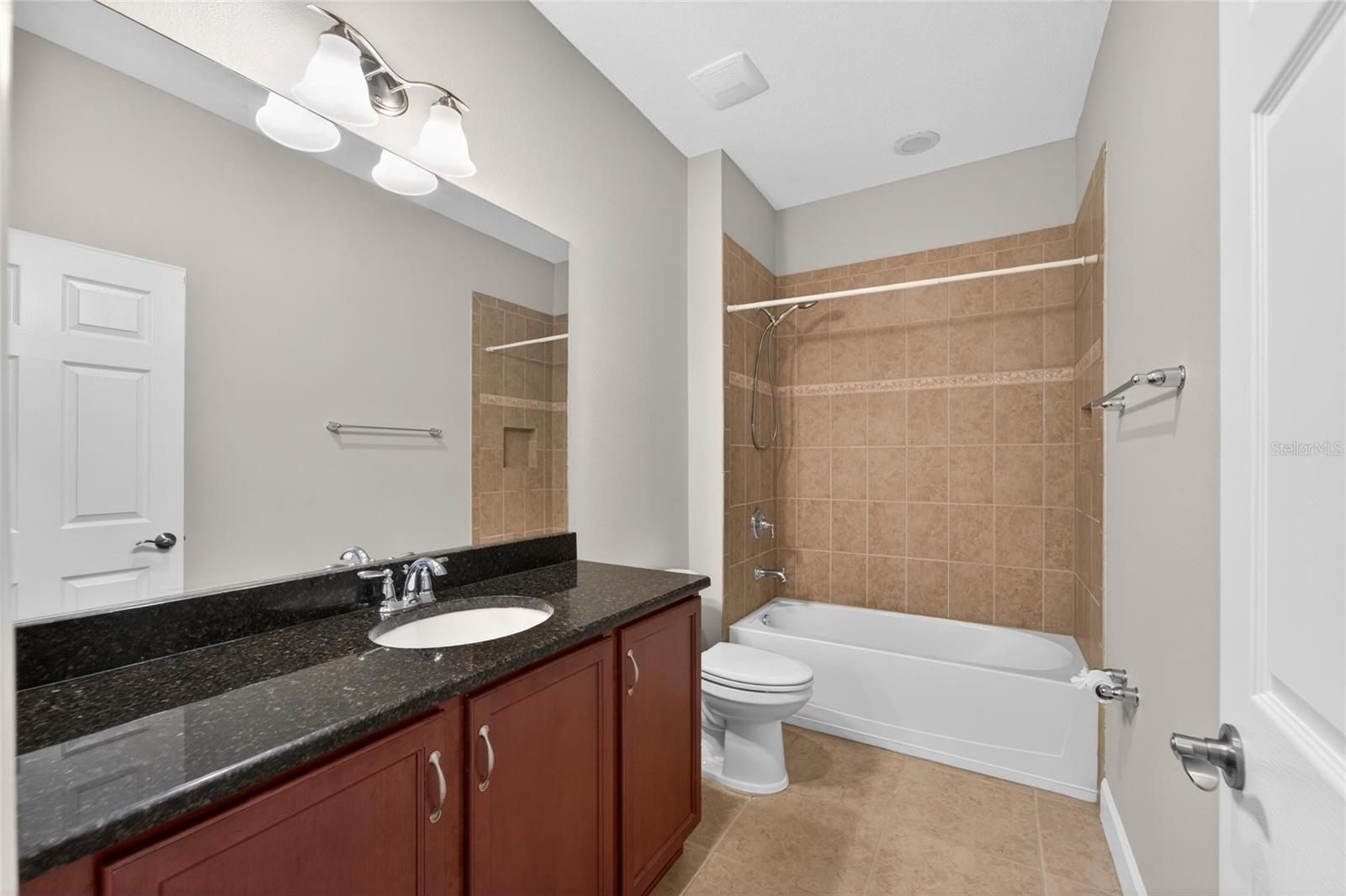 642 CHIPPER DR, SUN CITY CENTER, FL — photo 47