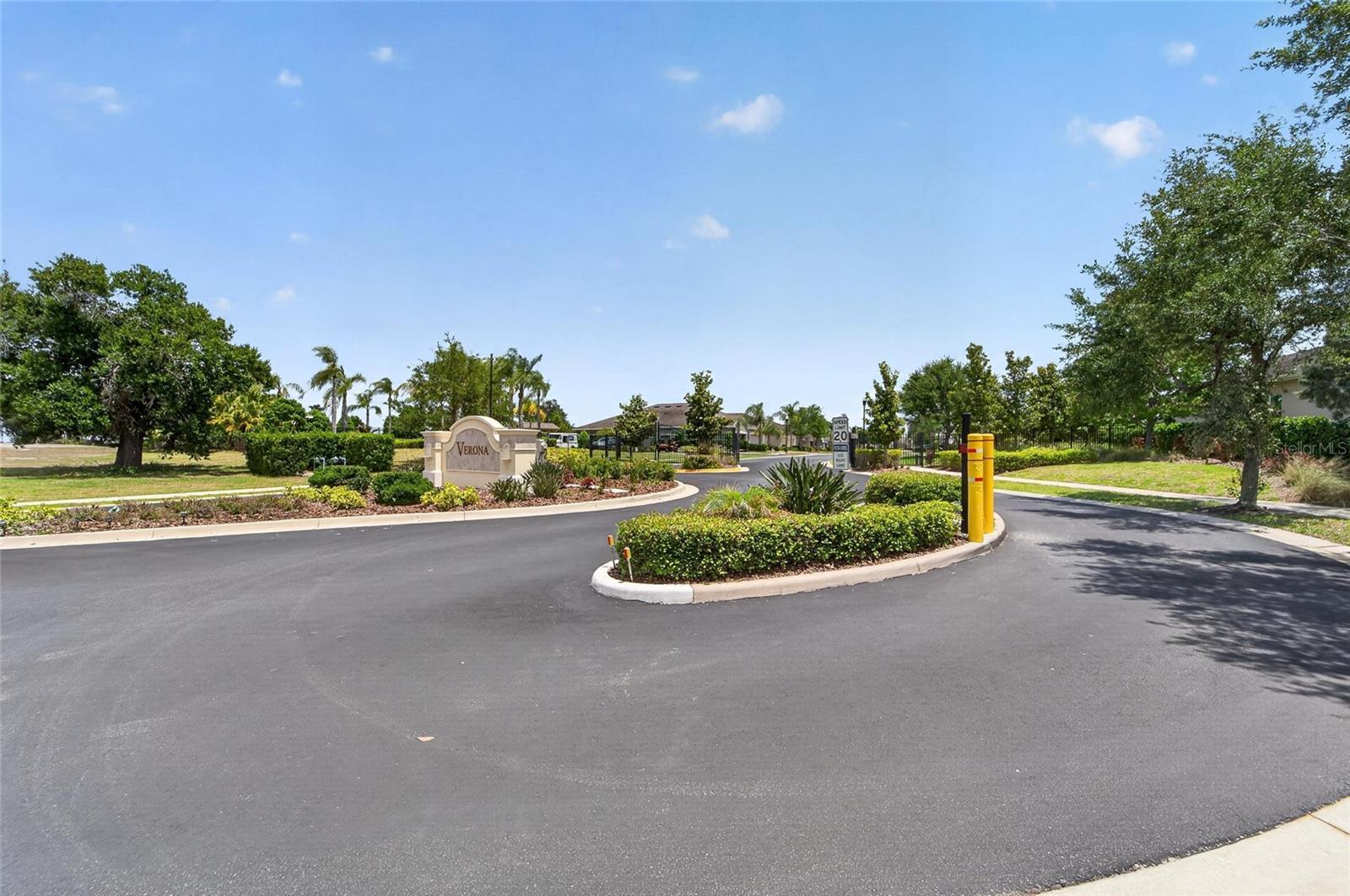 642 CHIPPER DR, SUN CITY CENTER, FL — photo 89