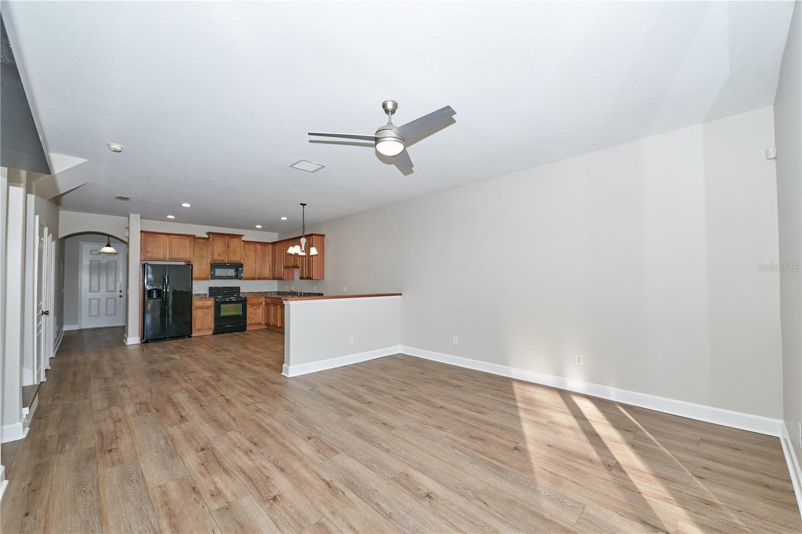 23903 SARDINIA DR, SORRENTO, FL — photo 30