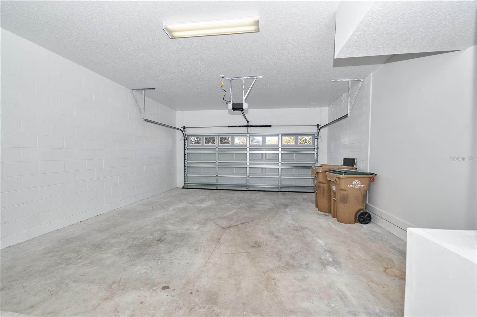 23903 SARDINIA DR, SORRENTO, FL — photo 40