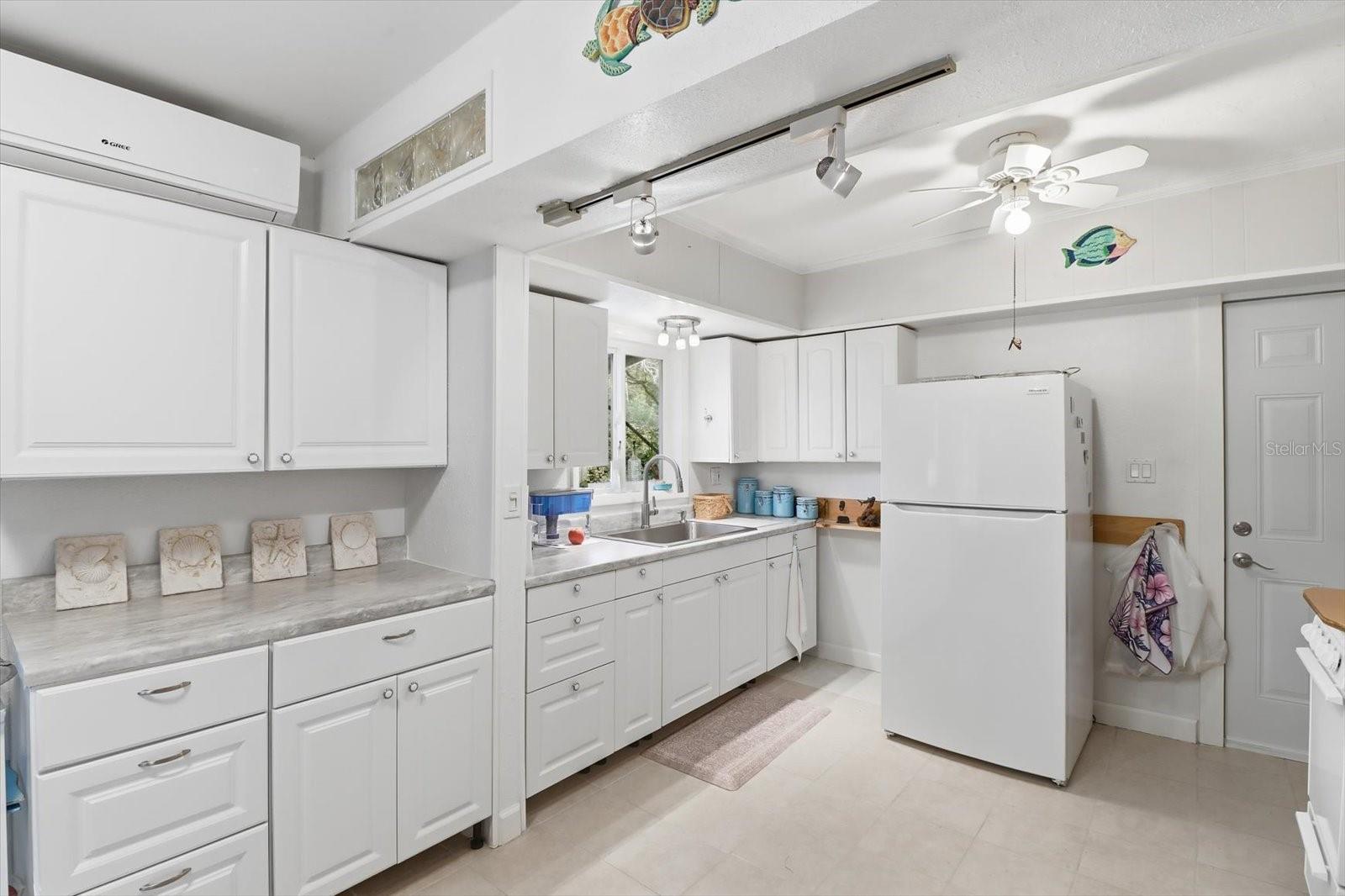 8896 W WHITE DOGWOOD DR, HOMOSASSA, FL — photo 9