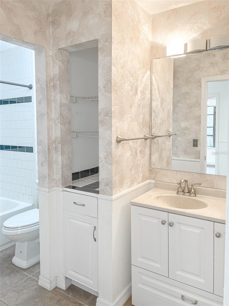 11901 4TH ST N #8102, ST PETERSBURG, FL — photo 17
