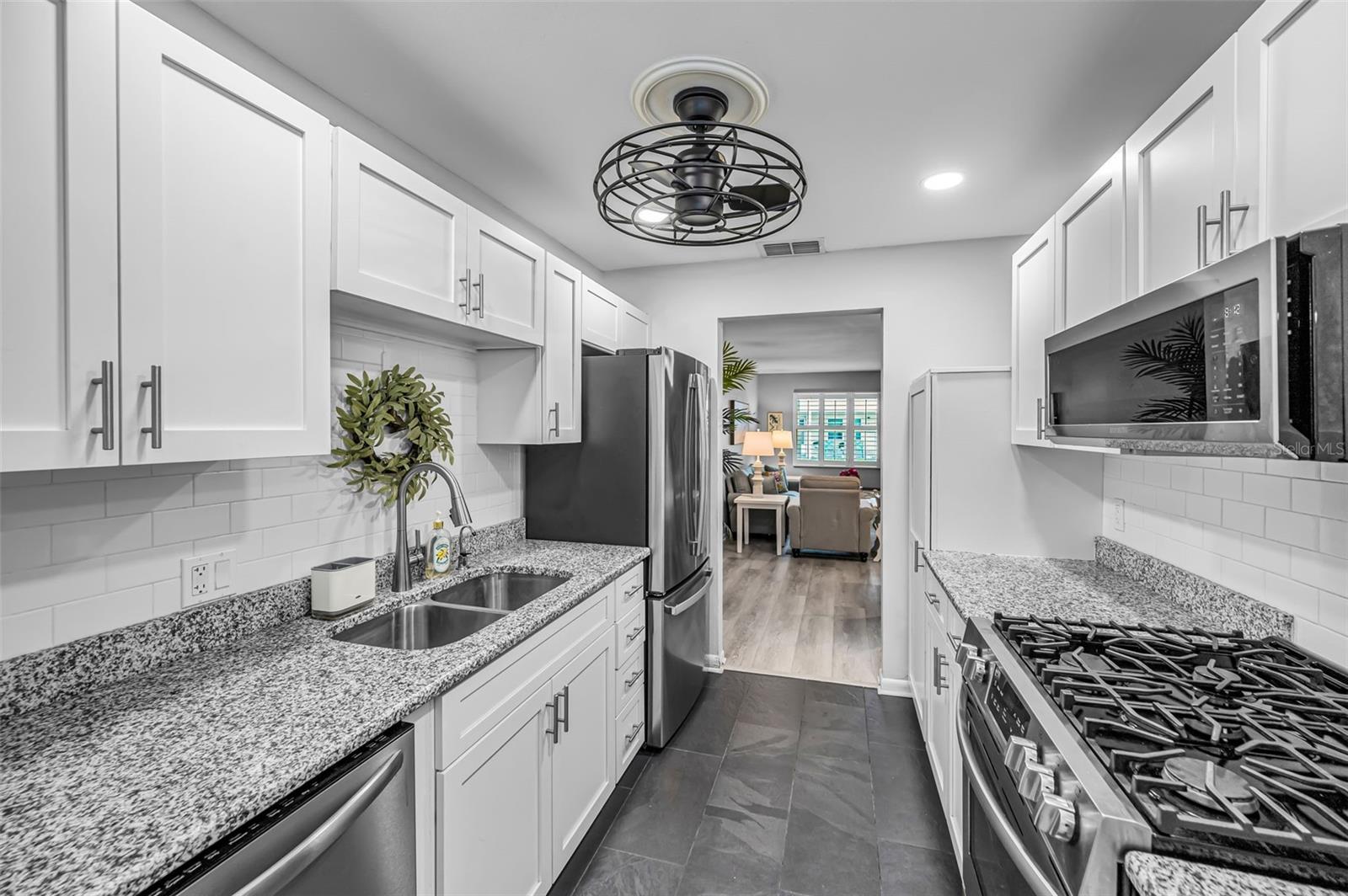 5216 81ST ST N #5, ST PETERSBURG, FL — photo 13