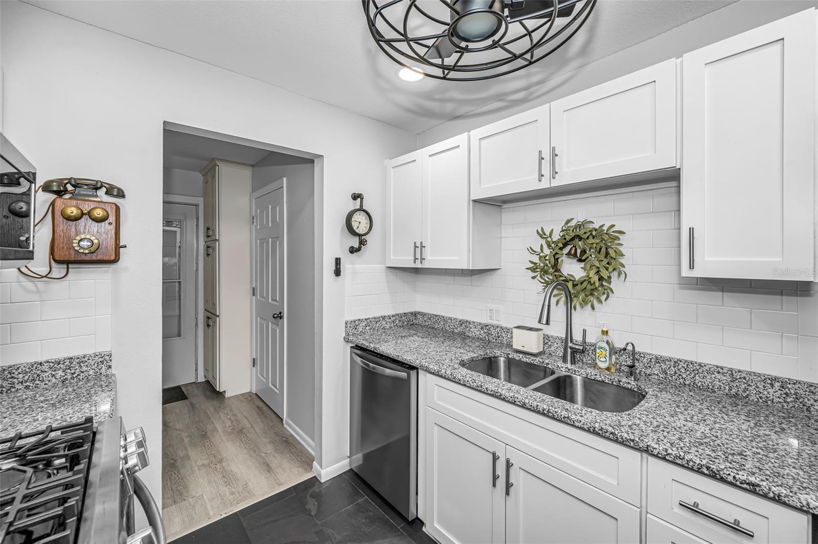 5216 81ST ST N #5, ST PETERSBURG, FL — photo 16