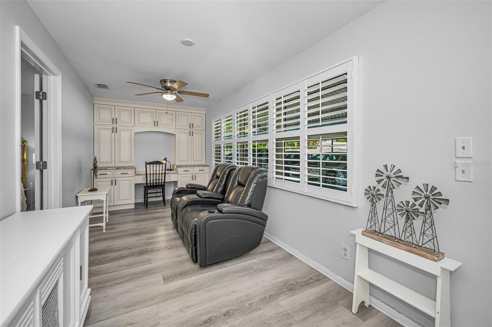 5216 81ST ST N #5, ST PETERSBURG, FL — photo 26