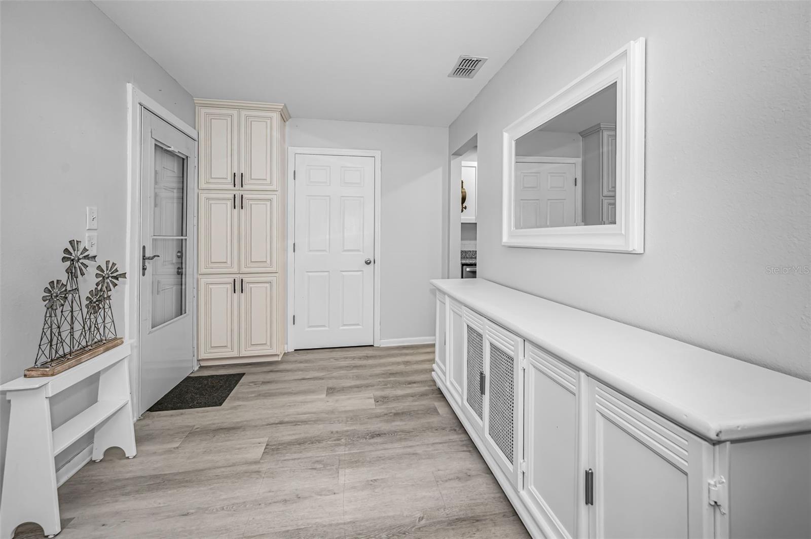 5216 81ST ST N #5, ST PETERSBURG, FL — photo 27