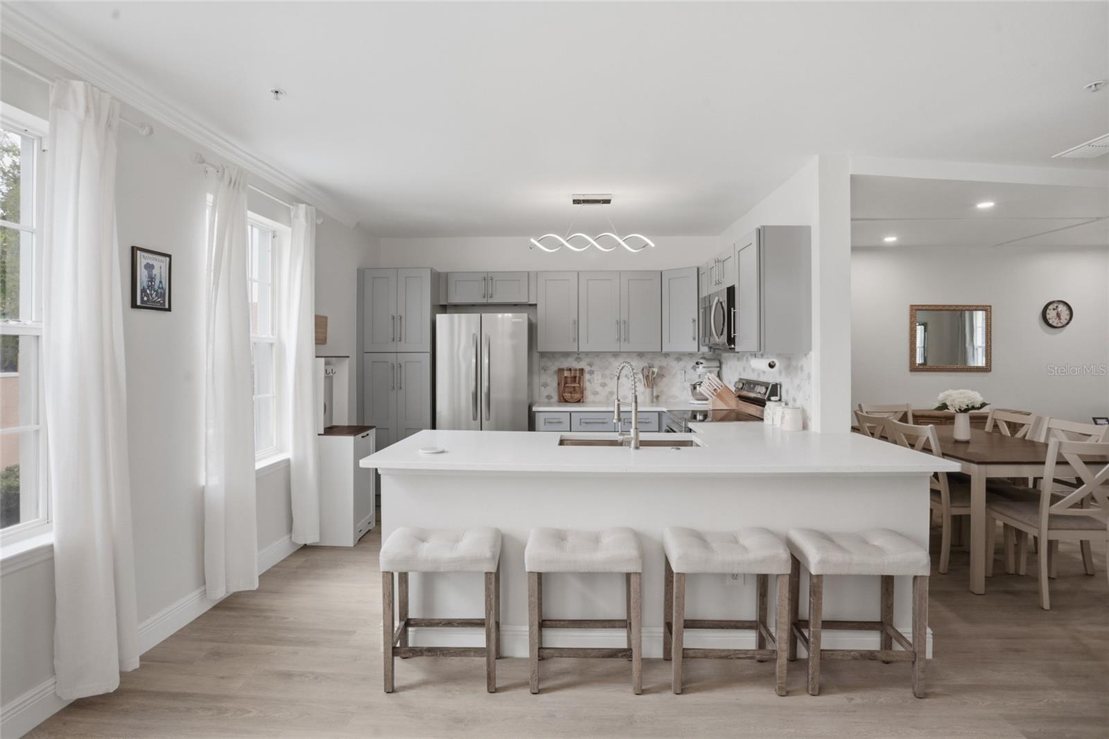 1056 WATERSIDE DR, CELEBRATION, FL — photo 9