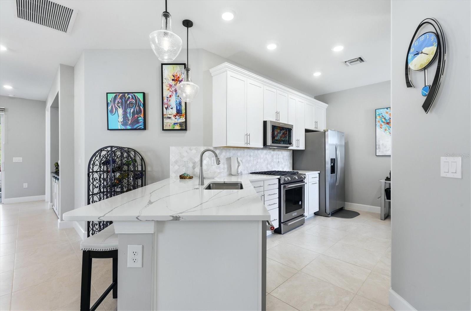25029 PEARL LAKE CIR, ENGLEWOOD, FL — photo 9