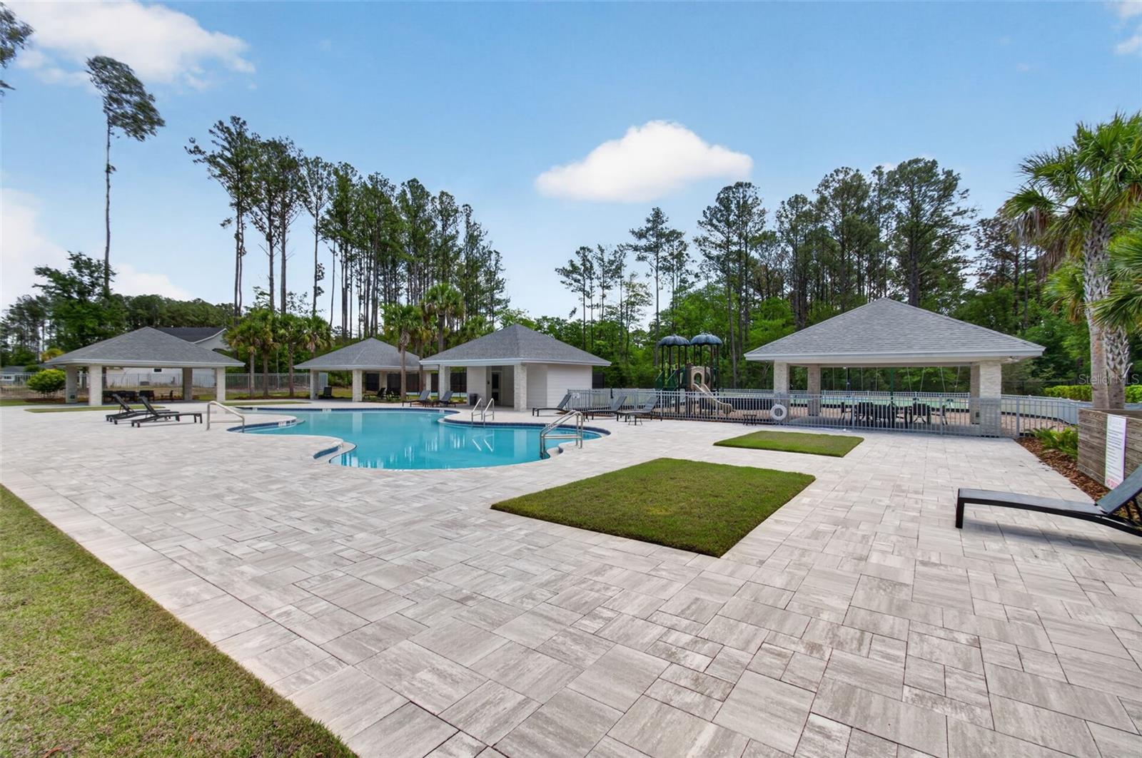 428 SW 144TH DR, NEWBERRY, FL — photo 3