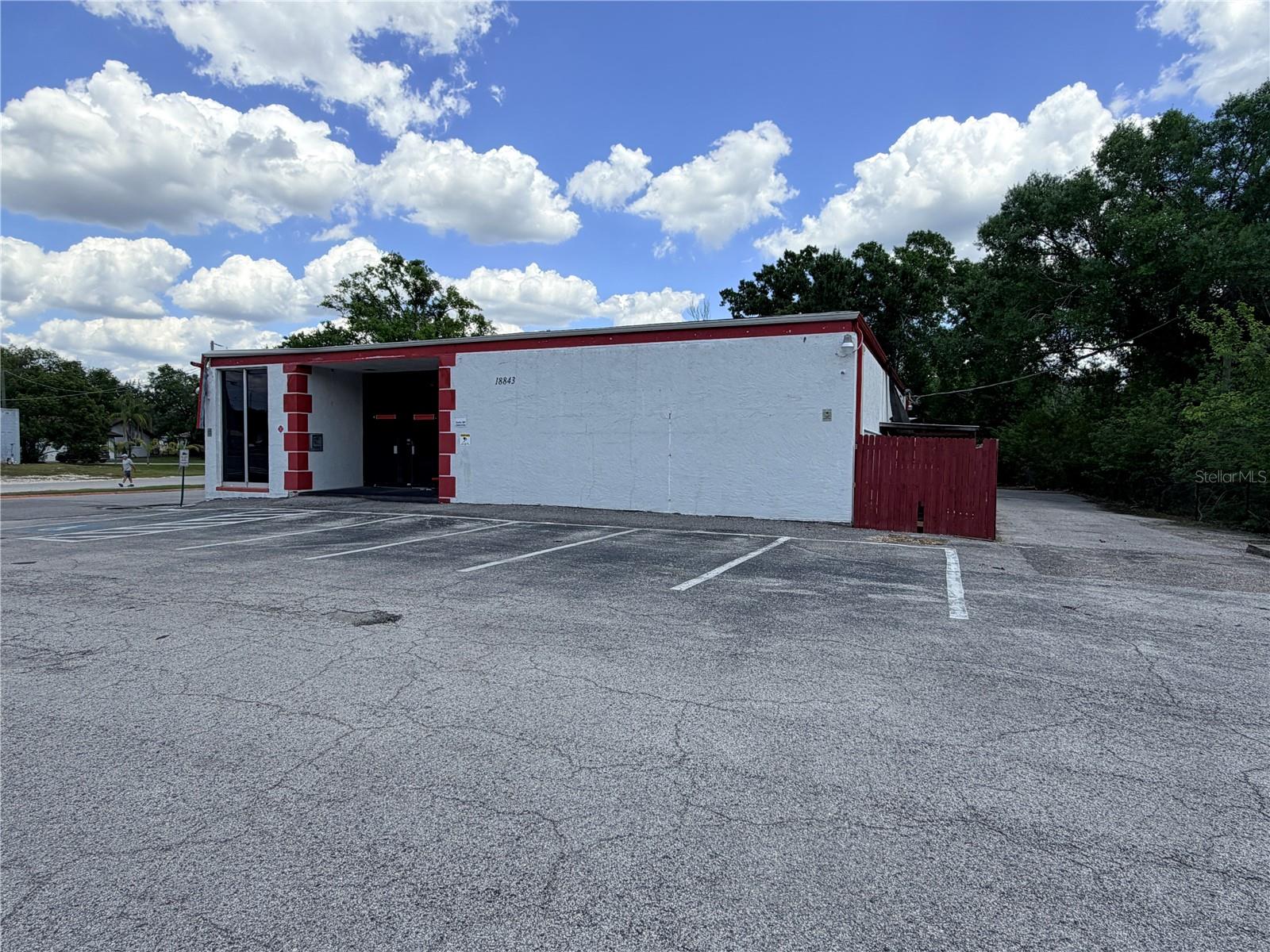 18843 N 41 HWY, LUTZ, FL — photo 5