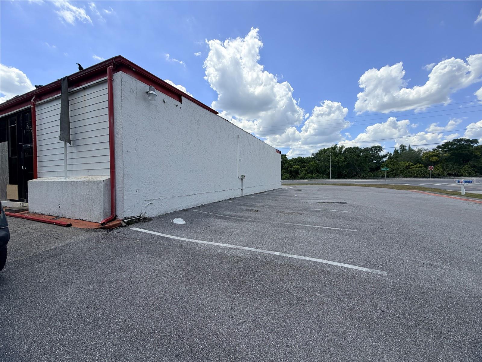 18843 N 41 HWY, LUTZ, FL — photo 6