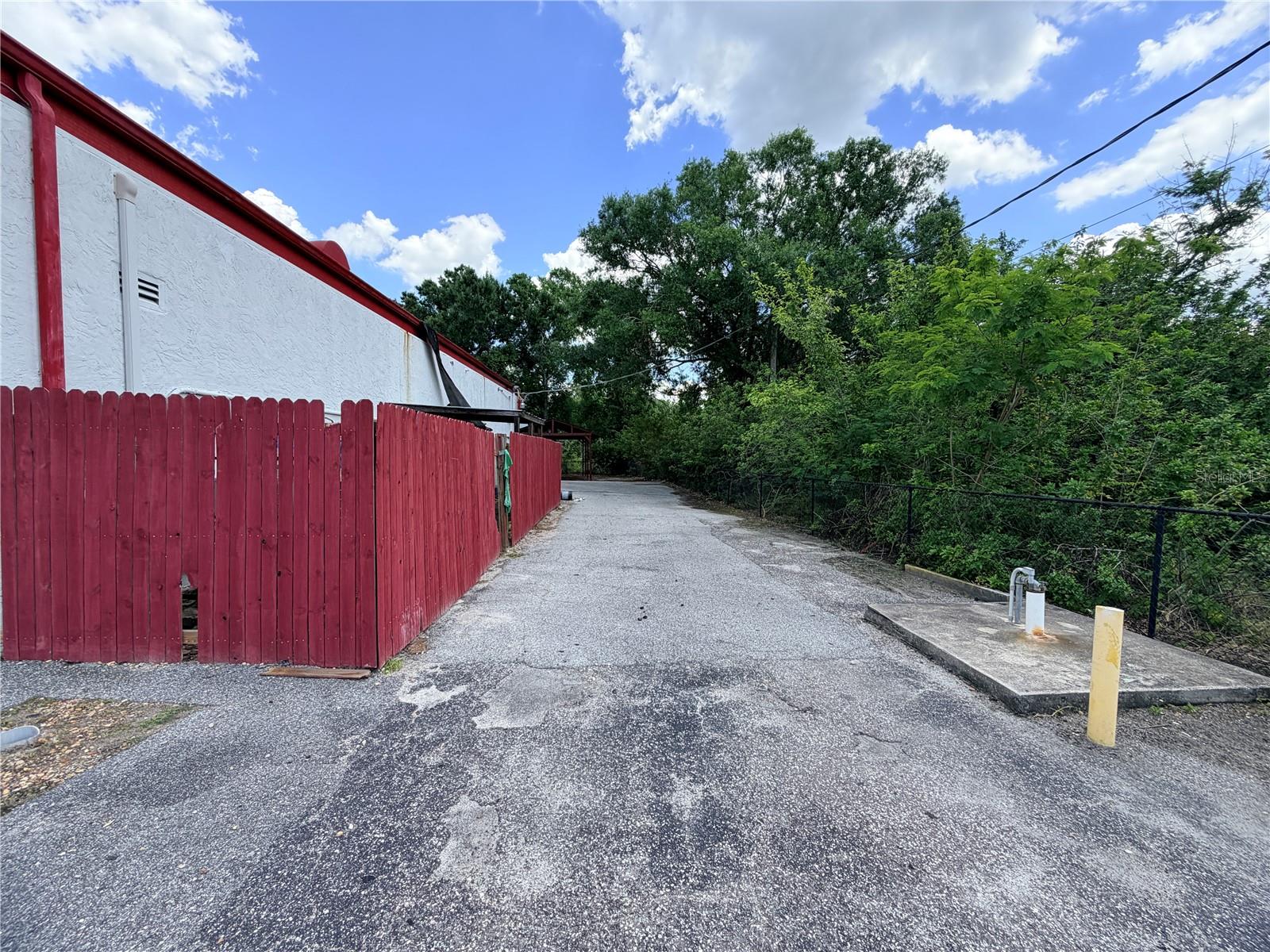 18843 N 41 HWY, LUTZ, FL — photo 8