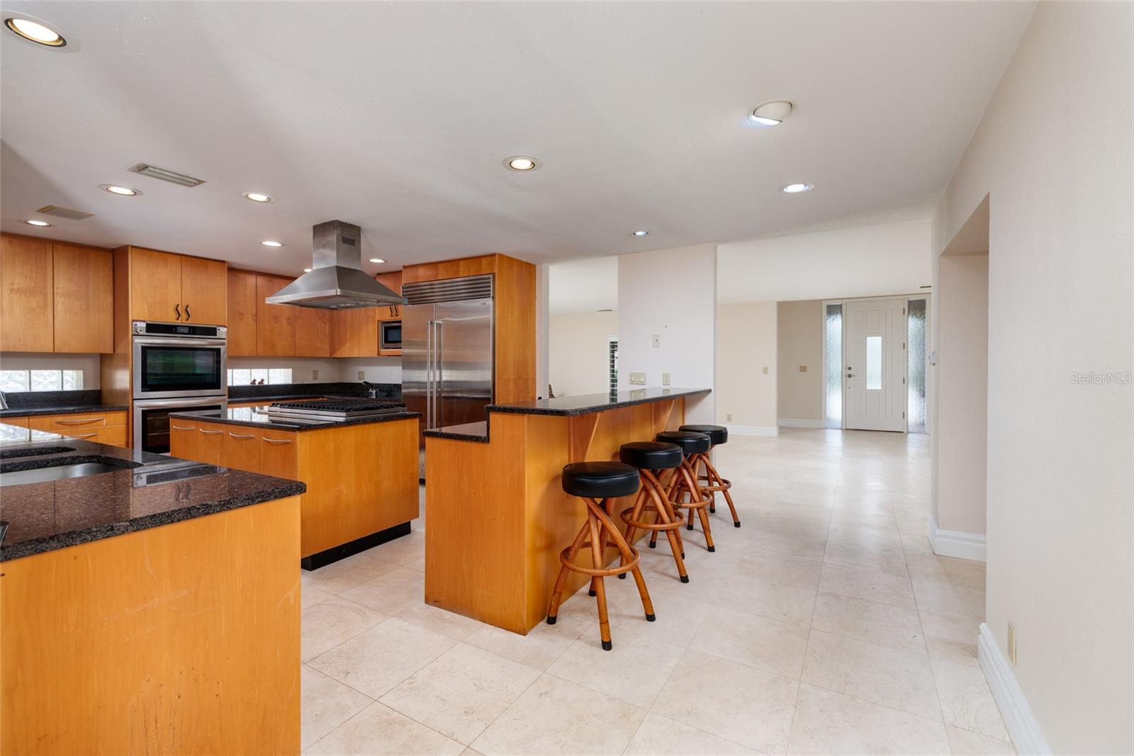 300 BRIGHTWATERS BLVD NE, ST PETERSBURG, FL — photo 12