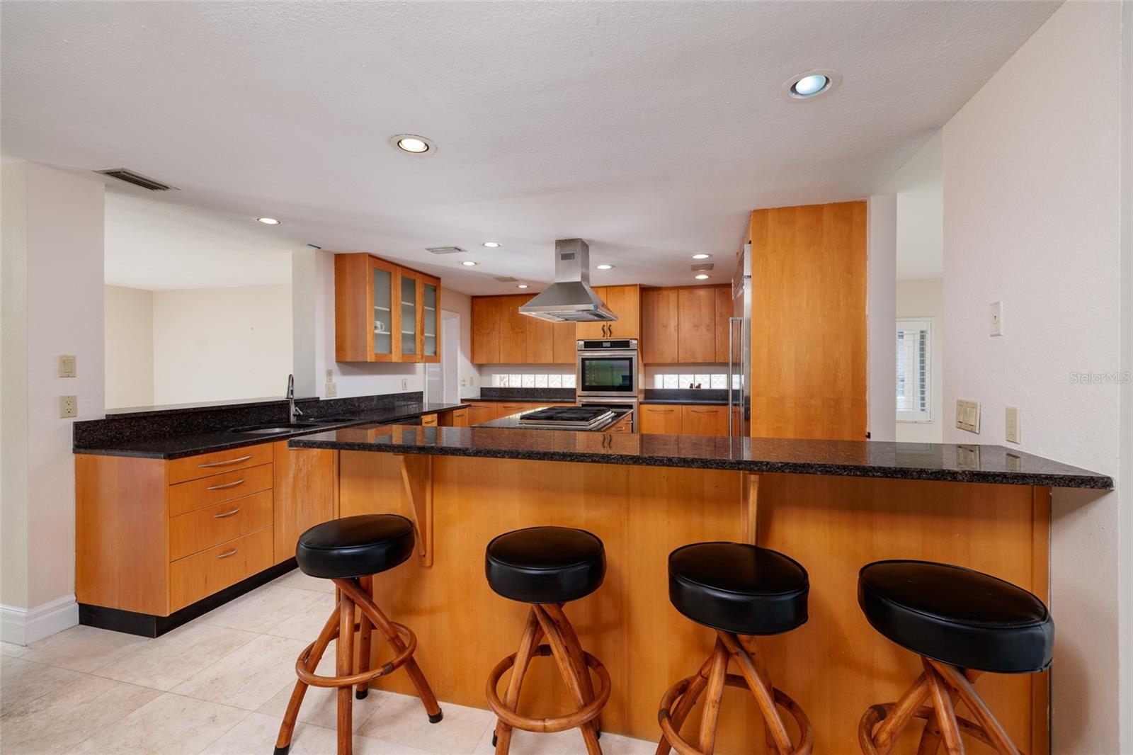 300 BRIGHTWATERS BLVD NE, ST PETERSBURG, FL — photo 13