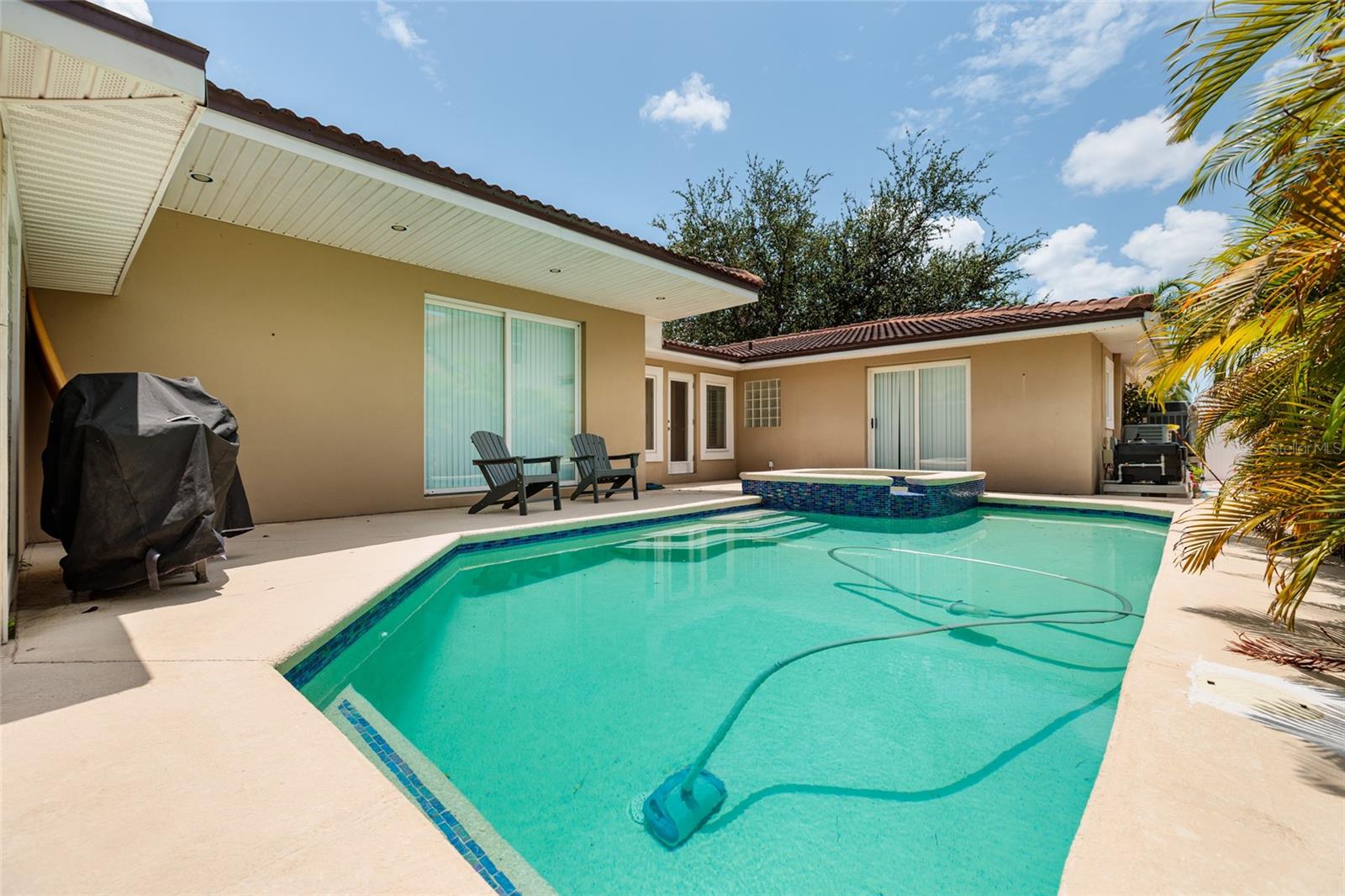 300 BRIGHTWATERS BLVD NE, ST PETERSBURG, FL — photo 20