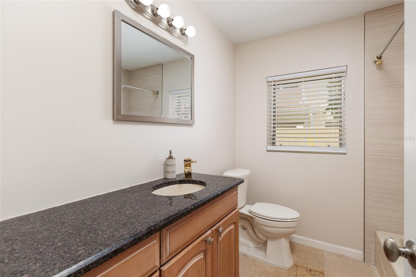 300 BRIGHTWATERS BLVD NE, ST PETERSBURG, FL — photo 34