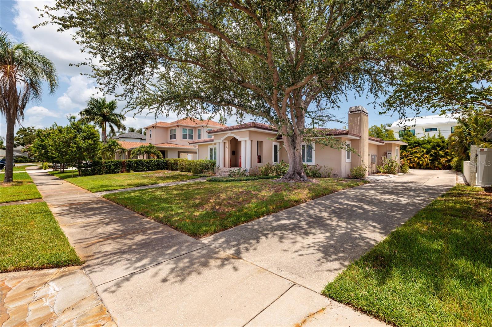 300 BRIGHTWATERS BLVD NE, ST PETERSBURG, FL — photo 40