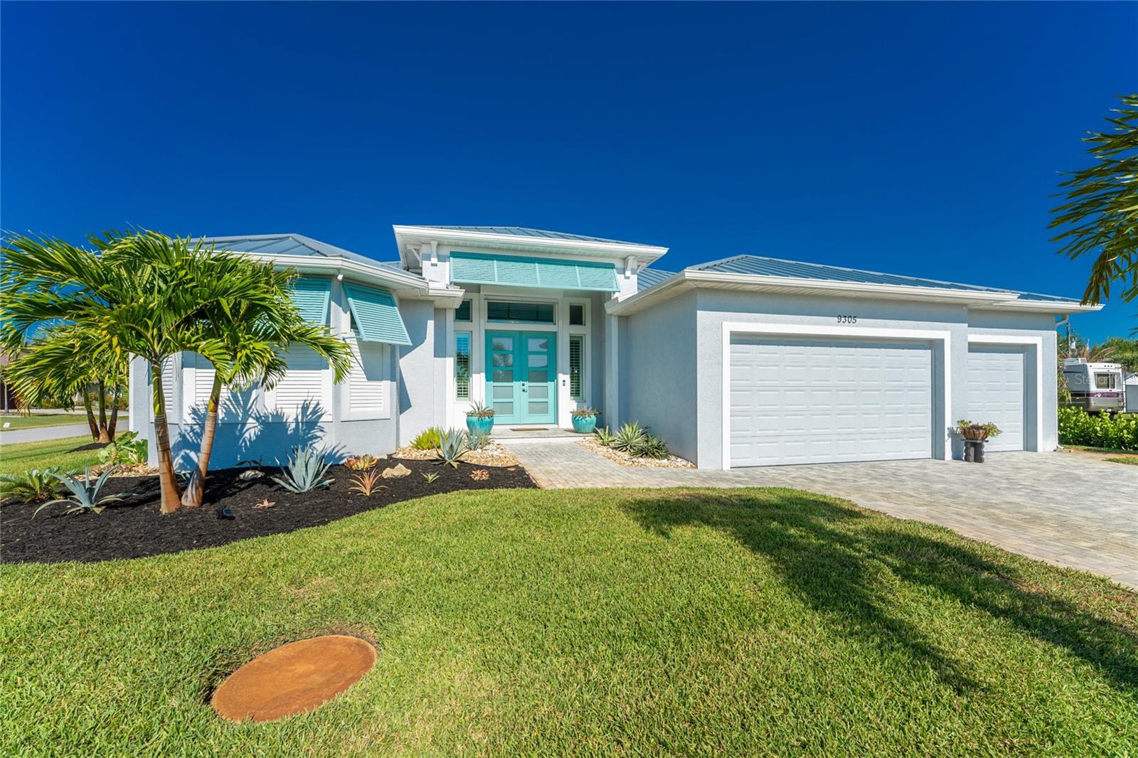 9305 SPRING CIR, PORT CHARLOTTE, FL — photo 3