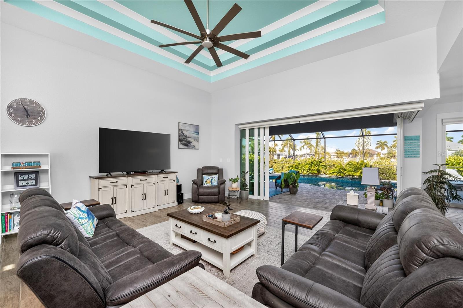 9305 SPRING CIR, PORT CHARLOTTE, FL — photo 11