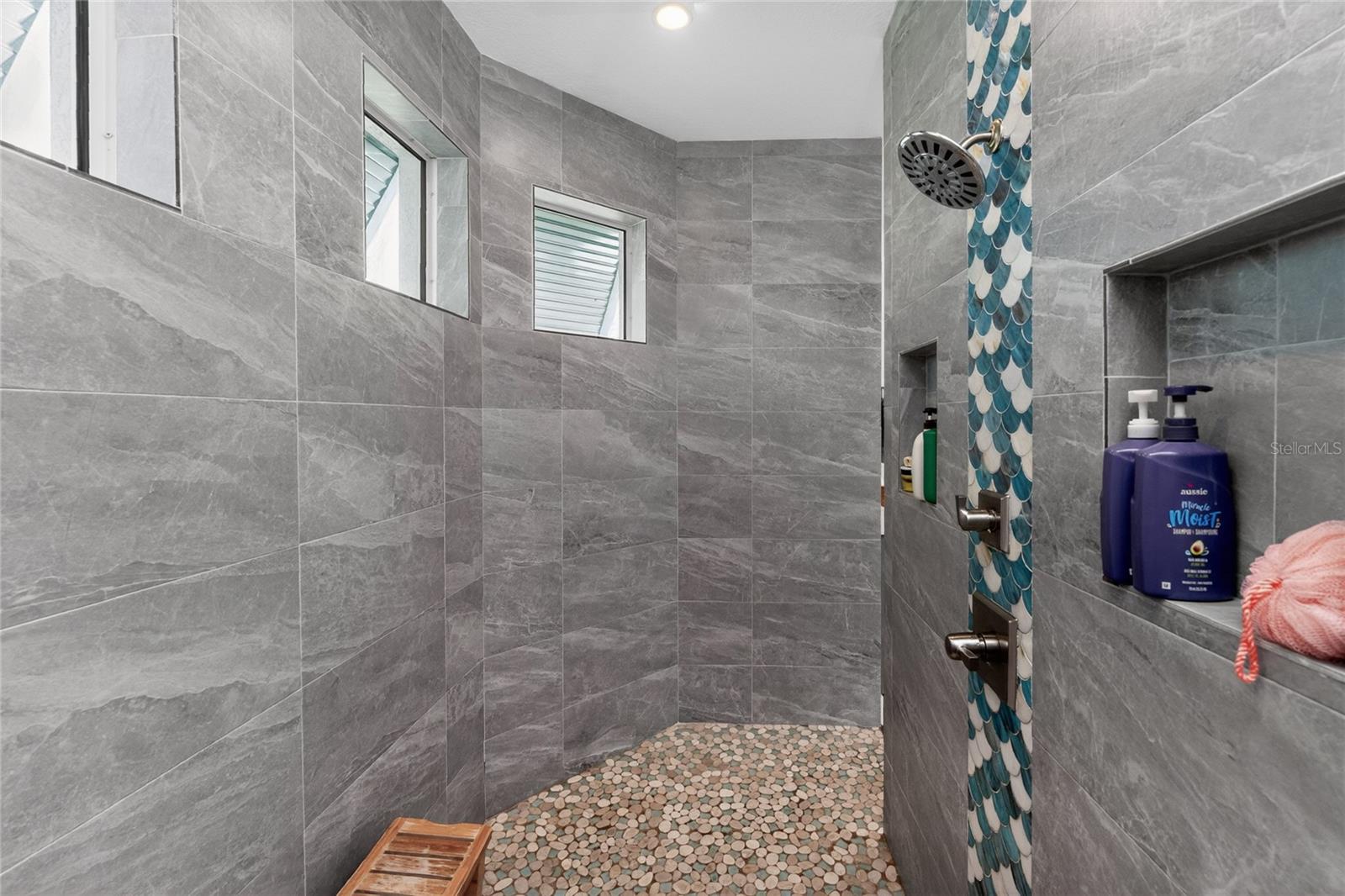 9305 SPRING CIR, PORT CHARLOTTE, FL — photo 37