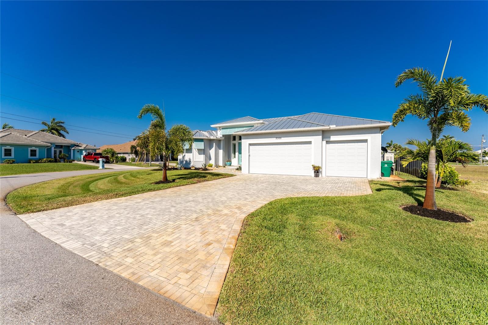 9305 SPRING CIR, PORT CHARLOTTE, FL — photo 62