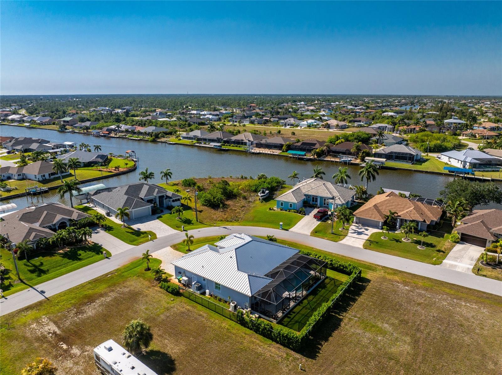 9305 SPRING CIR, PORT CHARLOTTE, FL — photo 73