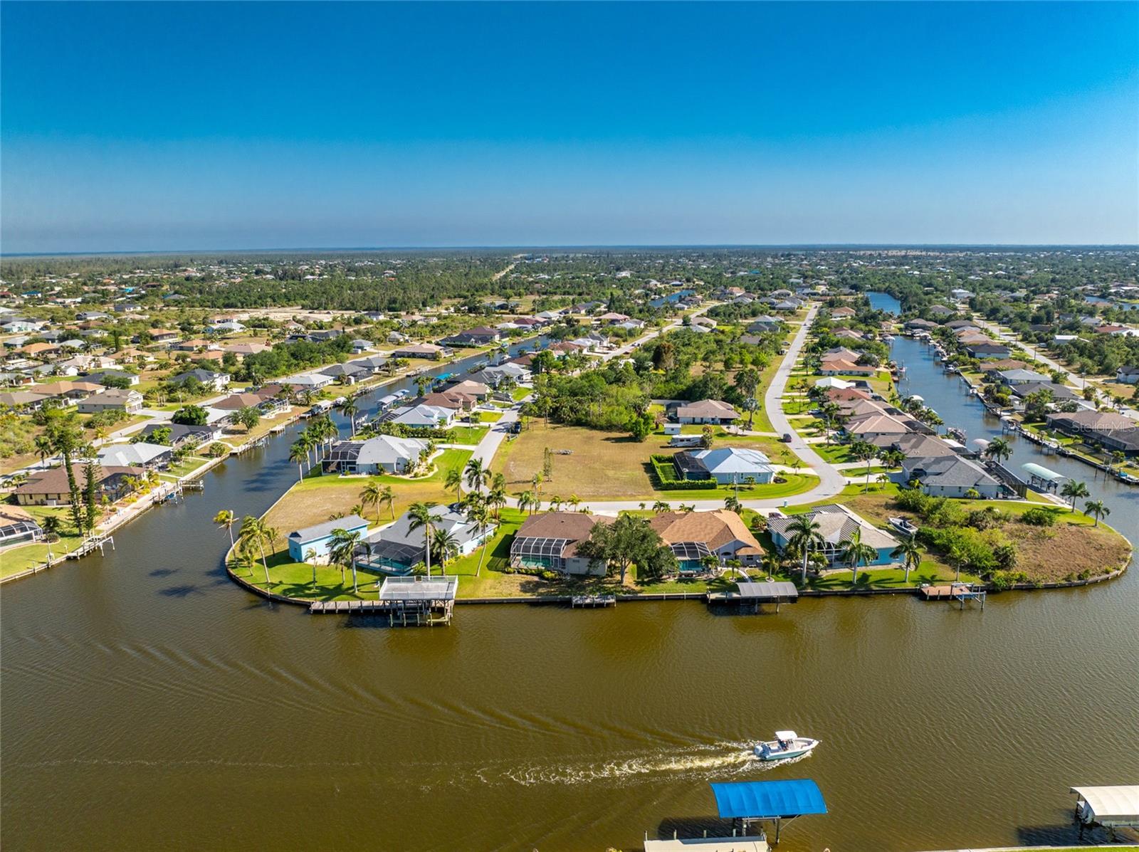 9305 SPRING CIR, PORT CHARLOTTE, FL — photo 87