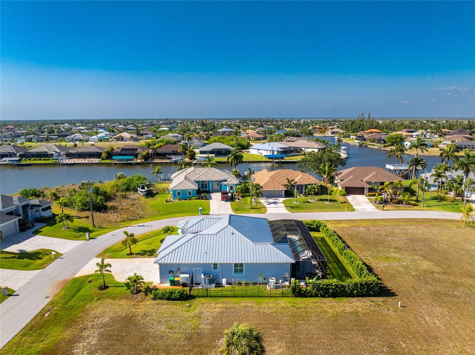 9305 SPRING CIR, PORT CHARLOTTE, FL — photo 92