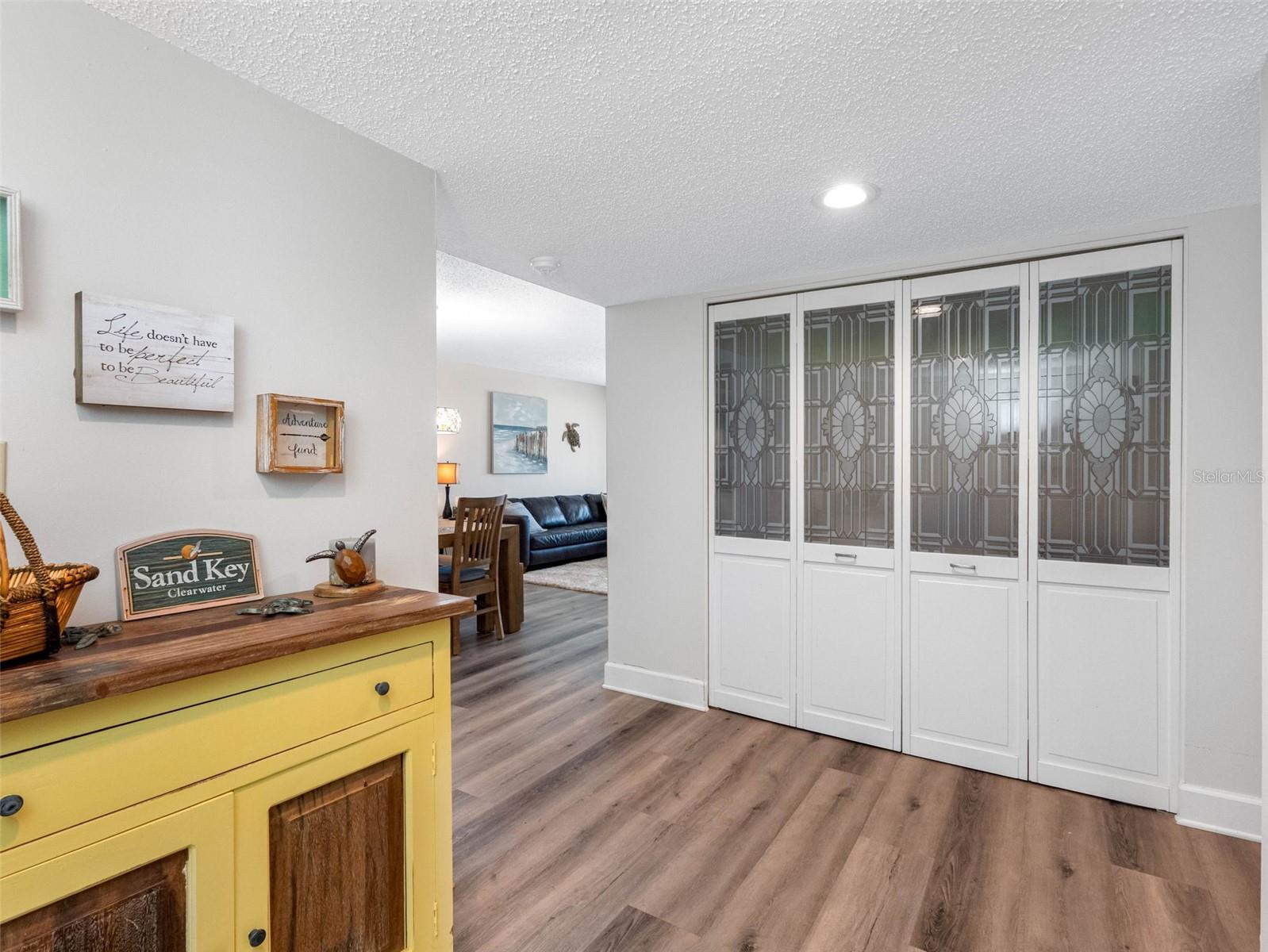 1460 GULF BLVD #308, CLEARWATER BEACH, FL — photo 5
