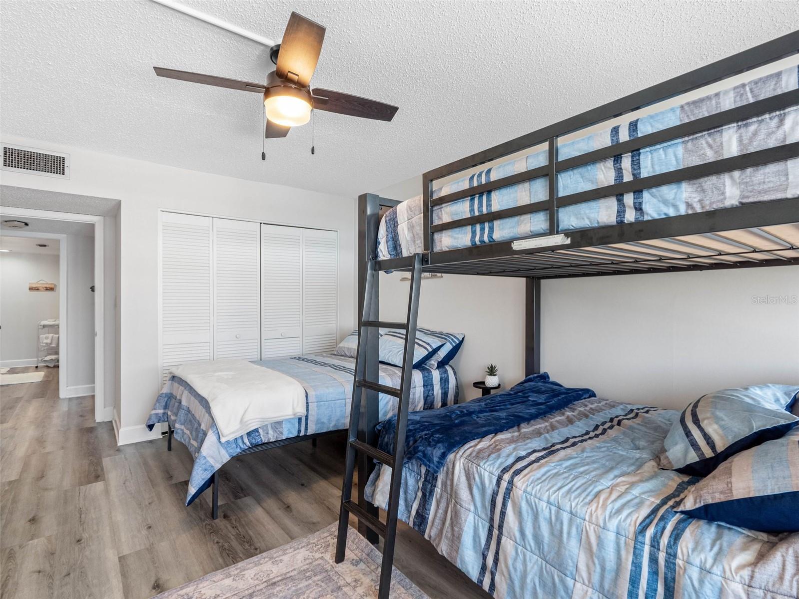 1460 GULF BLVD #308, CLEARWATER BEACH, FL — photo 32