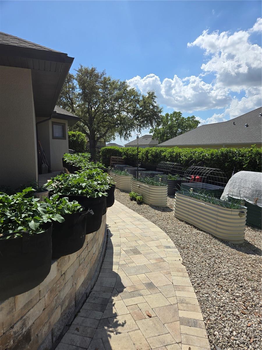 5084 GREENS DR, LADY LAKE, FL — photo 182