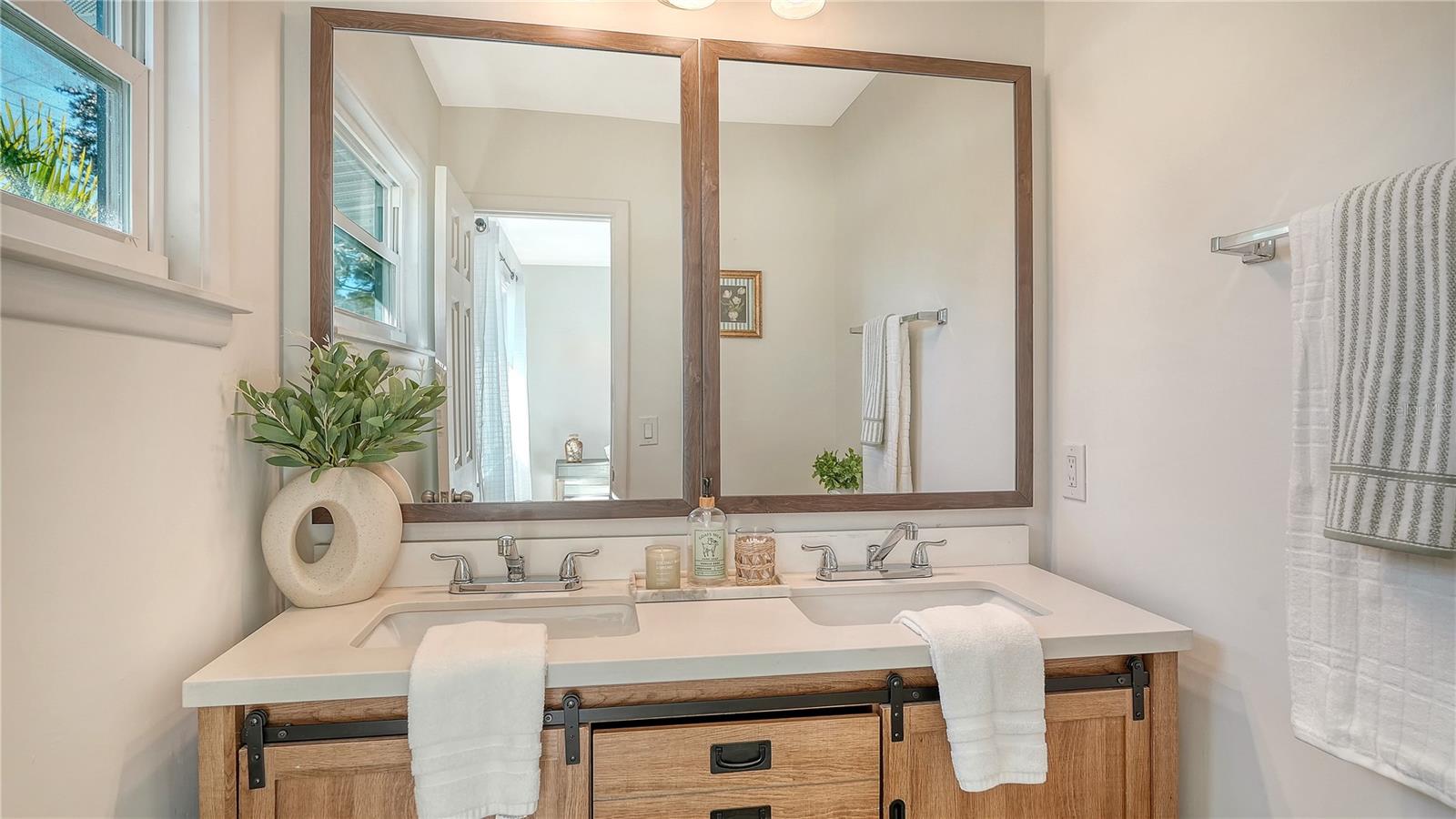 209 BRIGGS CT, SARASOTA, FL — photo 19