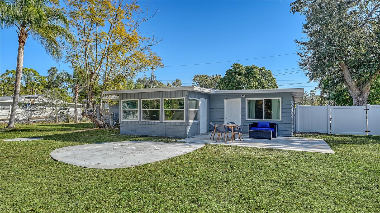 209 BRIGGS CT, SARASOTA, FL — photo 35