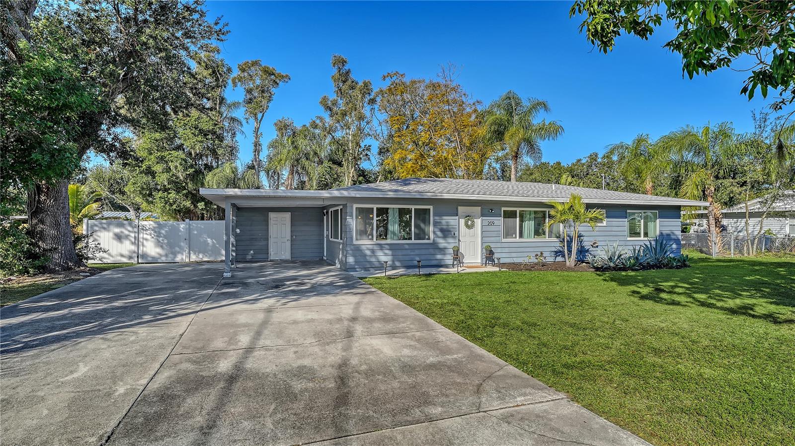 209 BRIGGS CT, SARASOTA, FL — photo 36