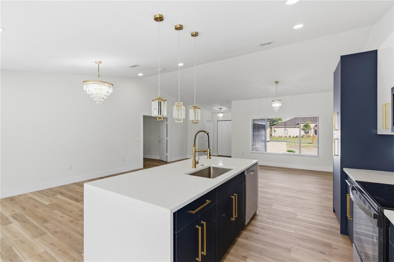 1215 WATERFALL DR, SPRING HILL, FL — photo 20