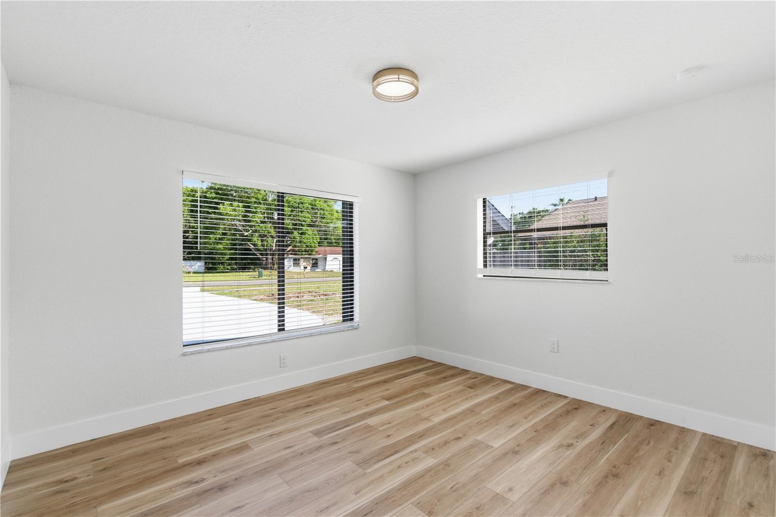 1215 WATERFALL DR, SPRING HILL, FL — photo 32
