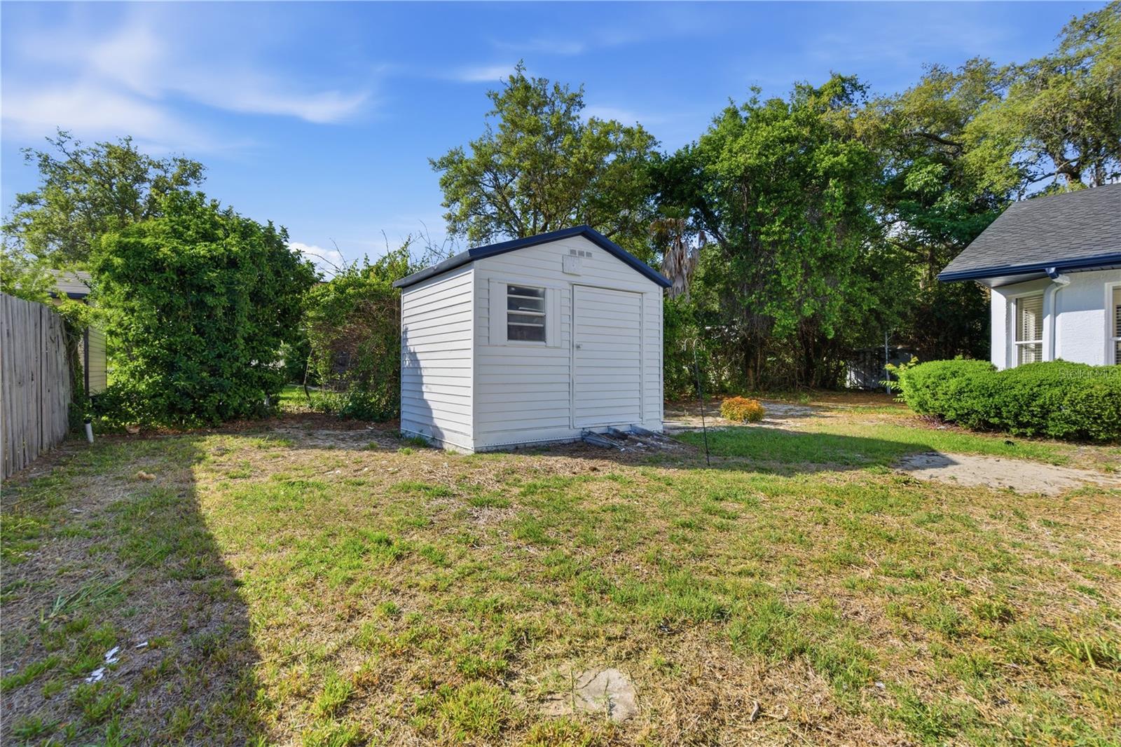 1215 WATERFALL DR, SPRING HILL, FL — photo 44