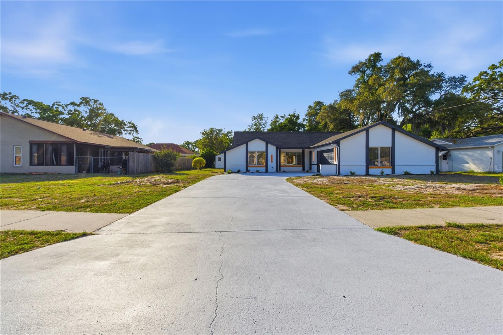 1215 WATERFALL DR, SPRING HILL, FL — photo 47