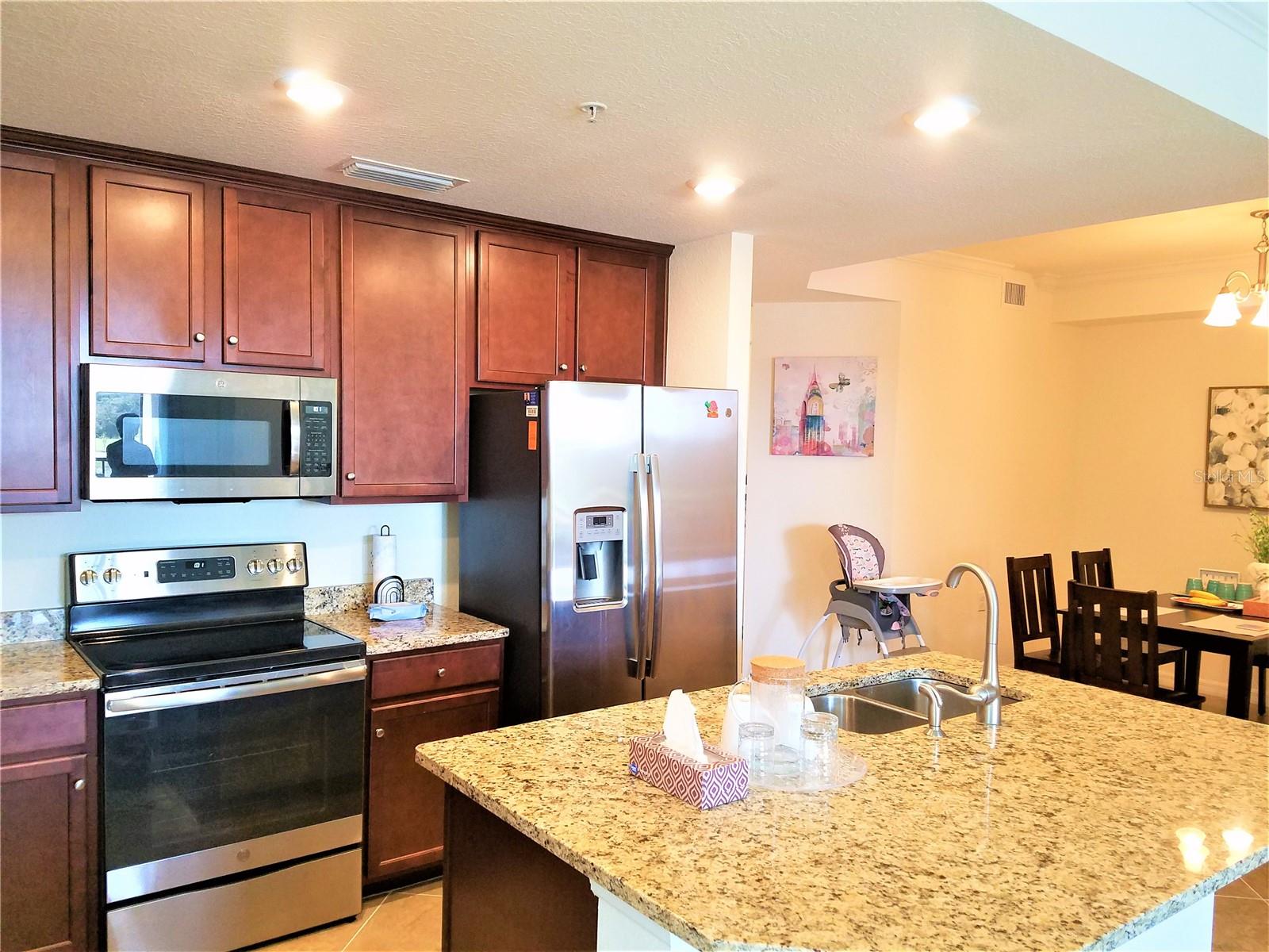17108 VARDON TER #208, LAKEWOOD RANCH, FL — photo 4
