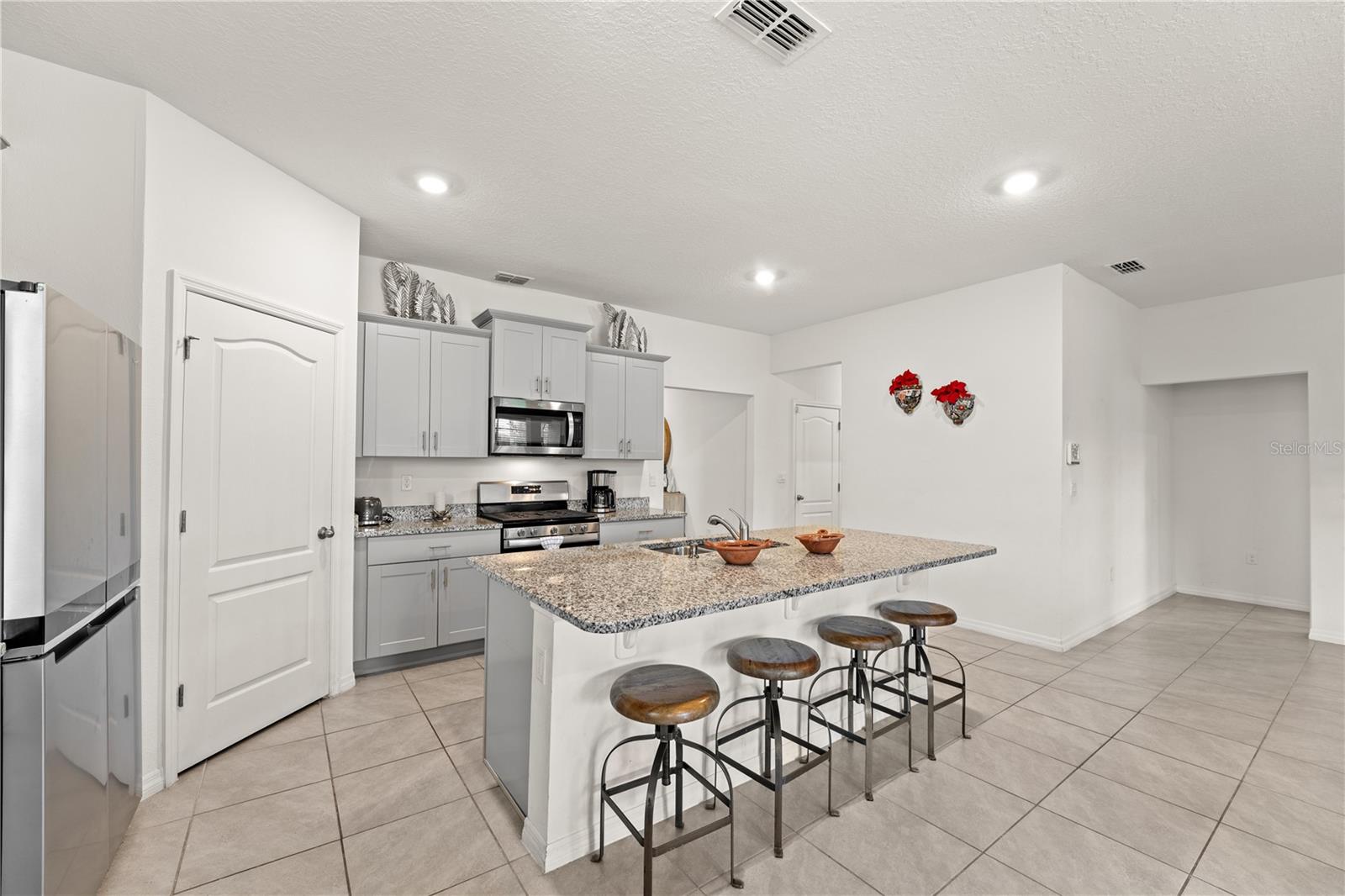7630 OAKMOSS LOOP, DAVENPORT, FL — photo 15