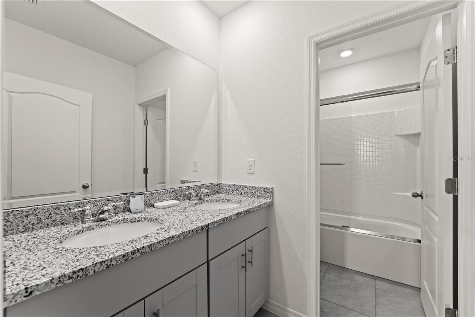 7630 OAKMOSS LOOP, DAVENPORT, FL — photo 37