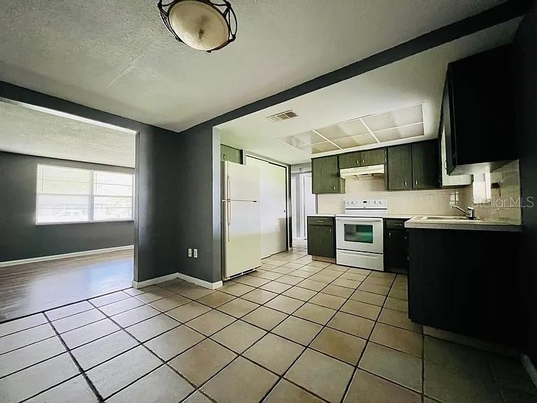 7907 YUCCA DR, NEW PORT RICHEY, FL — photo 11
