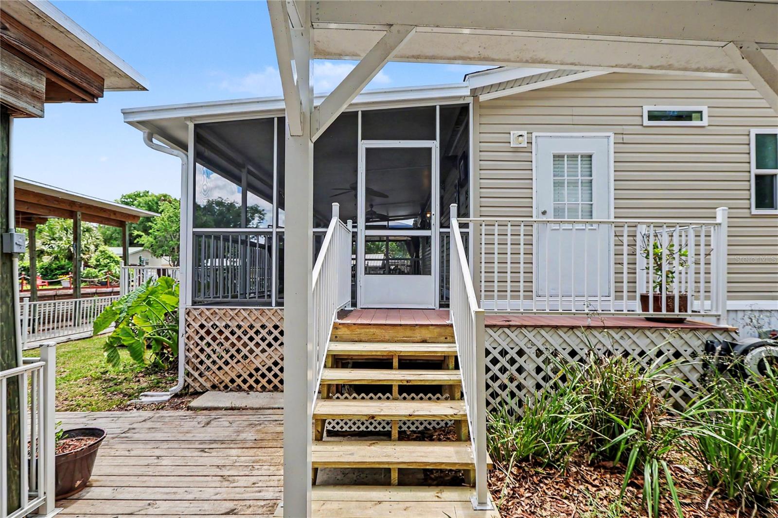 56348 MAPLE RD, ASTOR, FL — photo 79