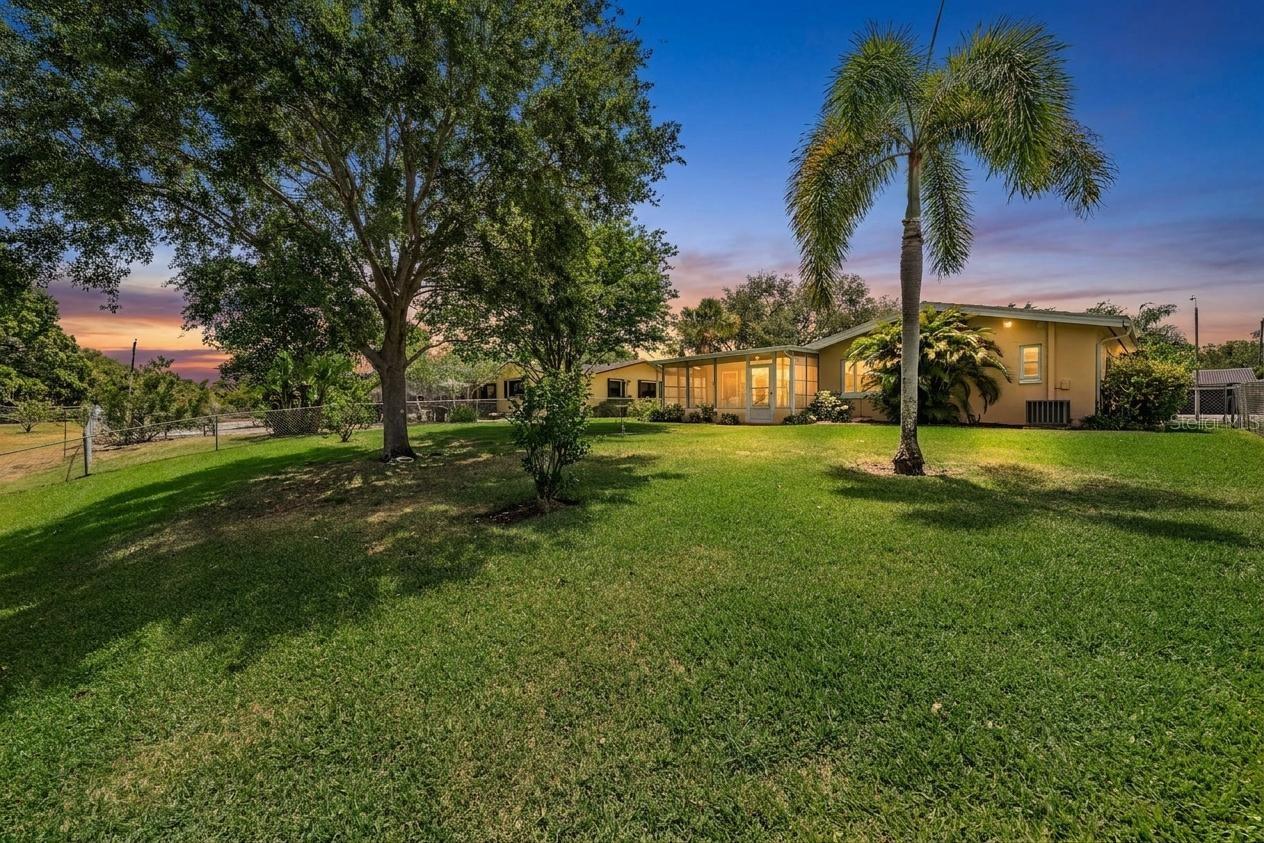 2424 FAIRBANKS DR, CLEARWATER, FL — photo 26
