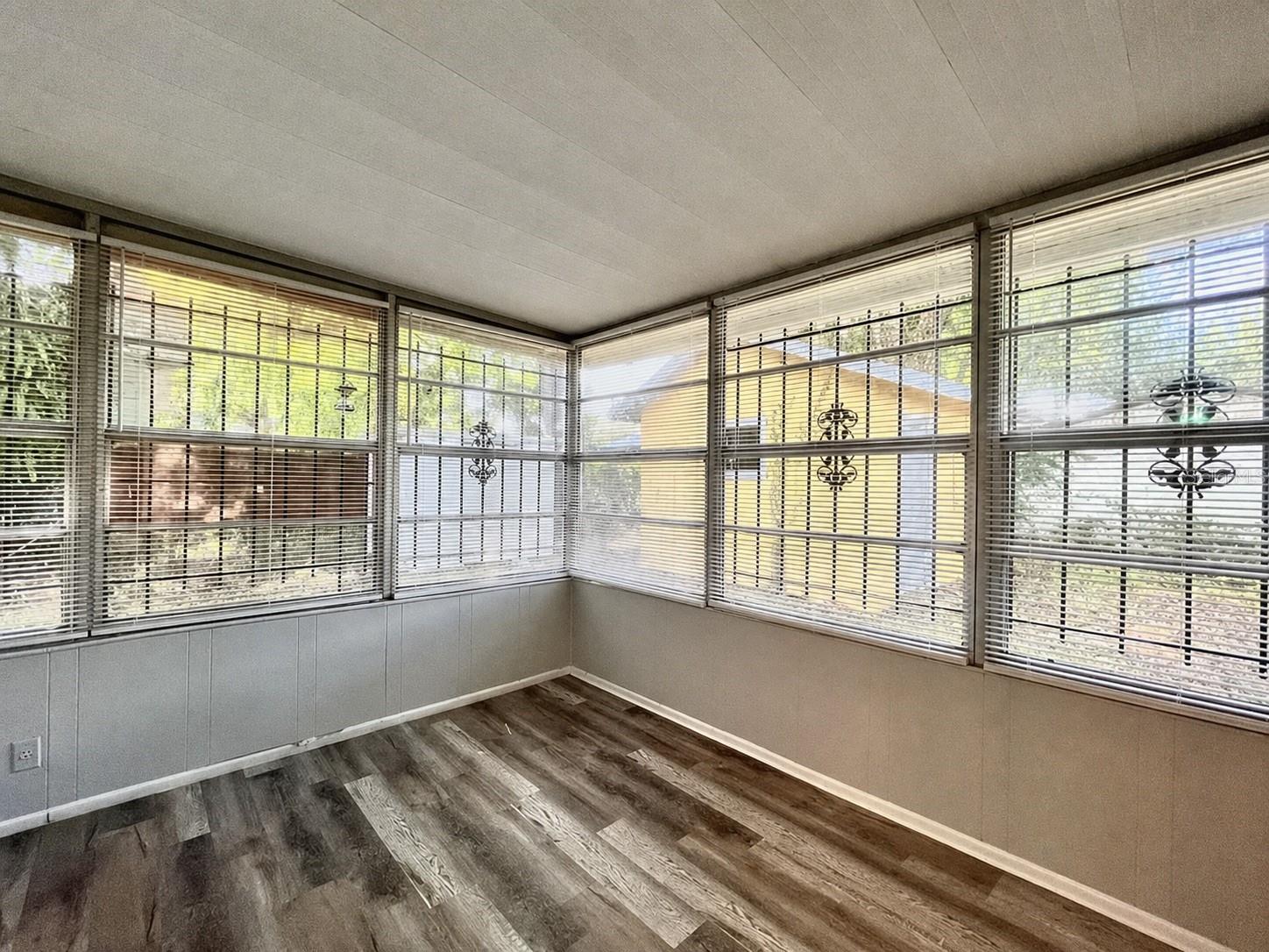 1003 E 22ND AVE, TAMPA, FL — photo 12