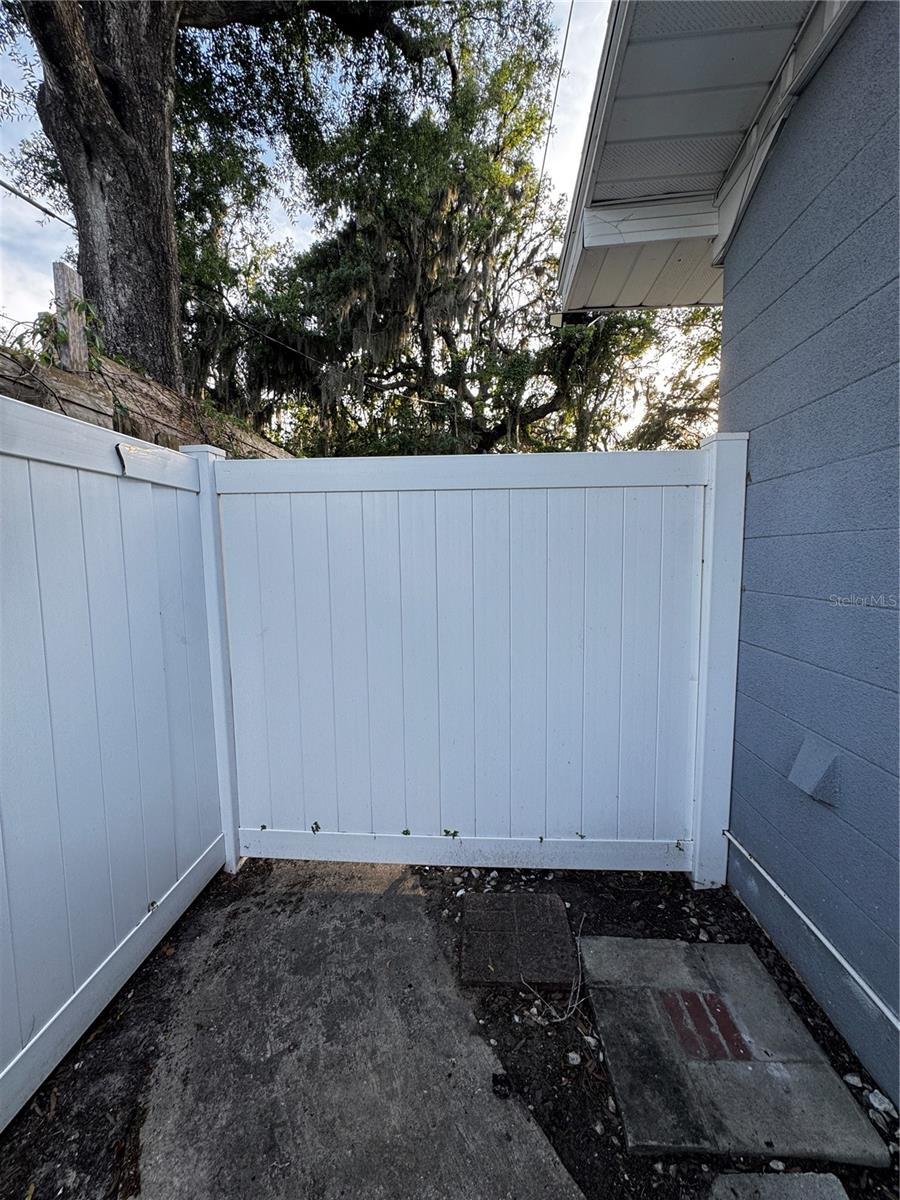 309 BELLE CLAIRE PL, TEMPLE TERRACE, FL — photo 26