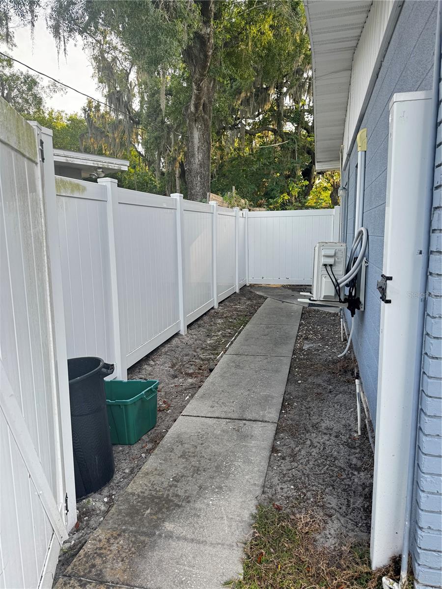 309 BELLE CLAIRE PL, TEMPLE TERRACE, FL — photo 29