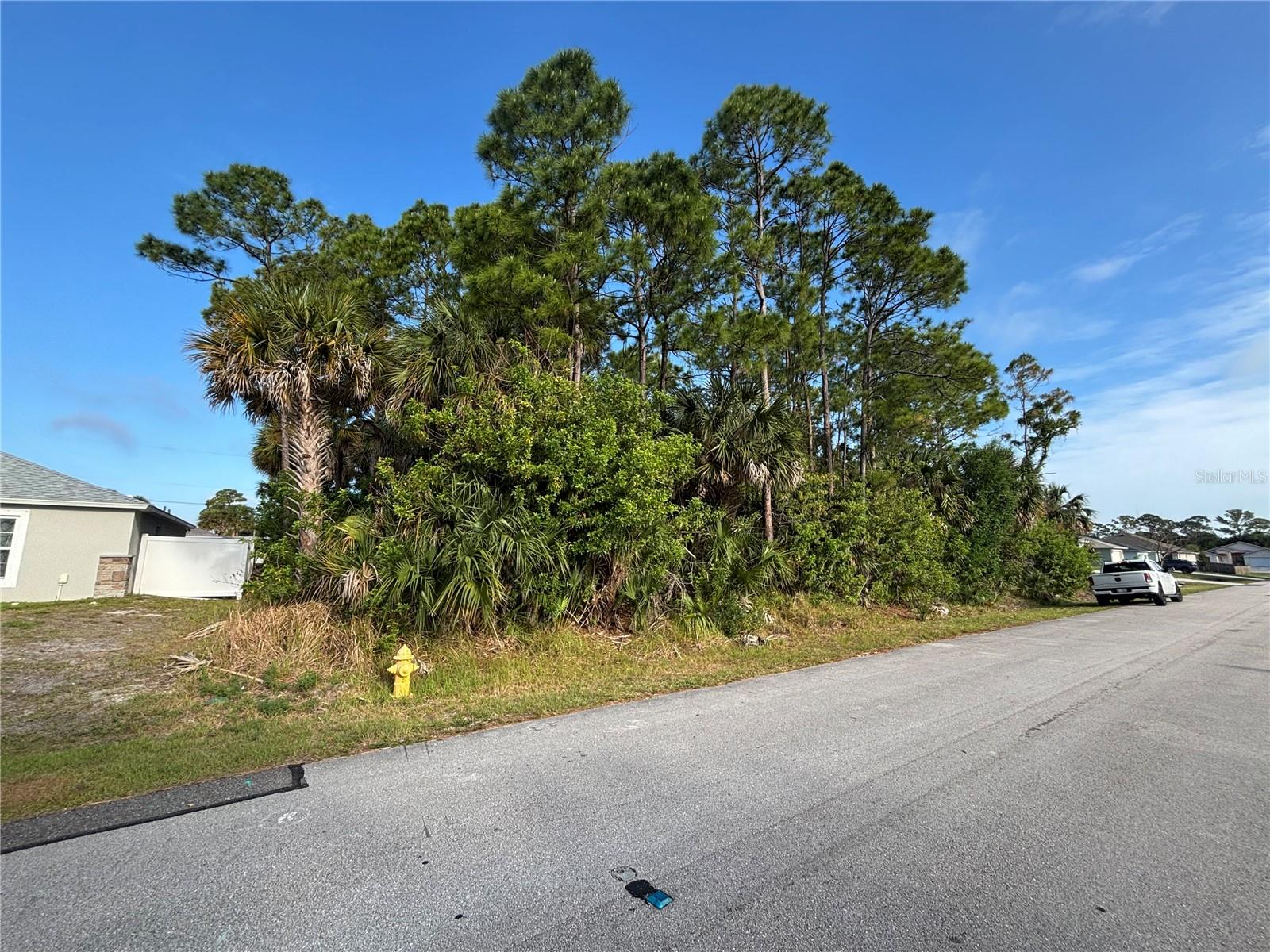556 BURLINGTON AVE NE, PALM BAY, FL — photo 2